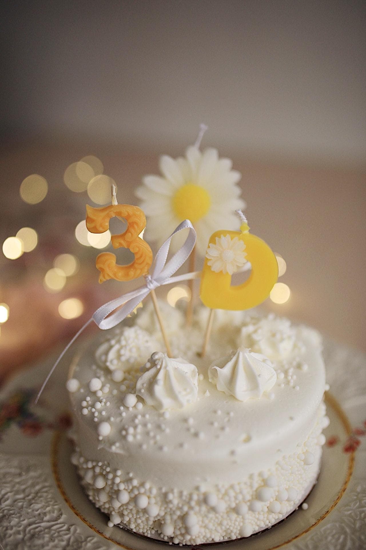 Daisy cake candle set 4