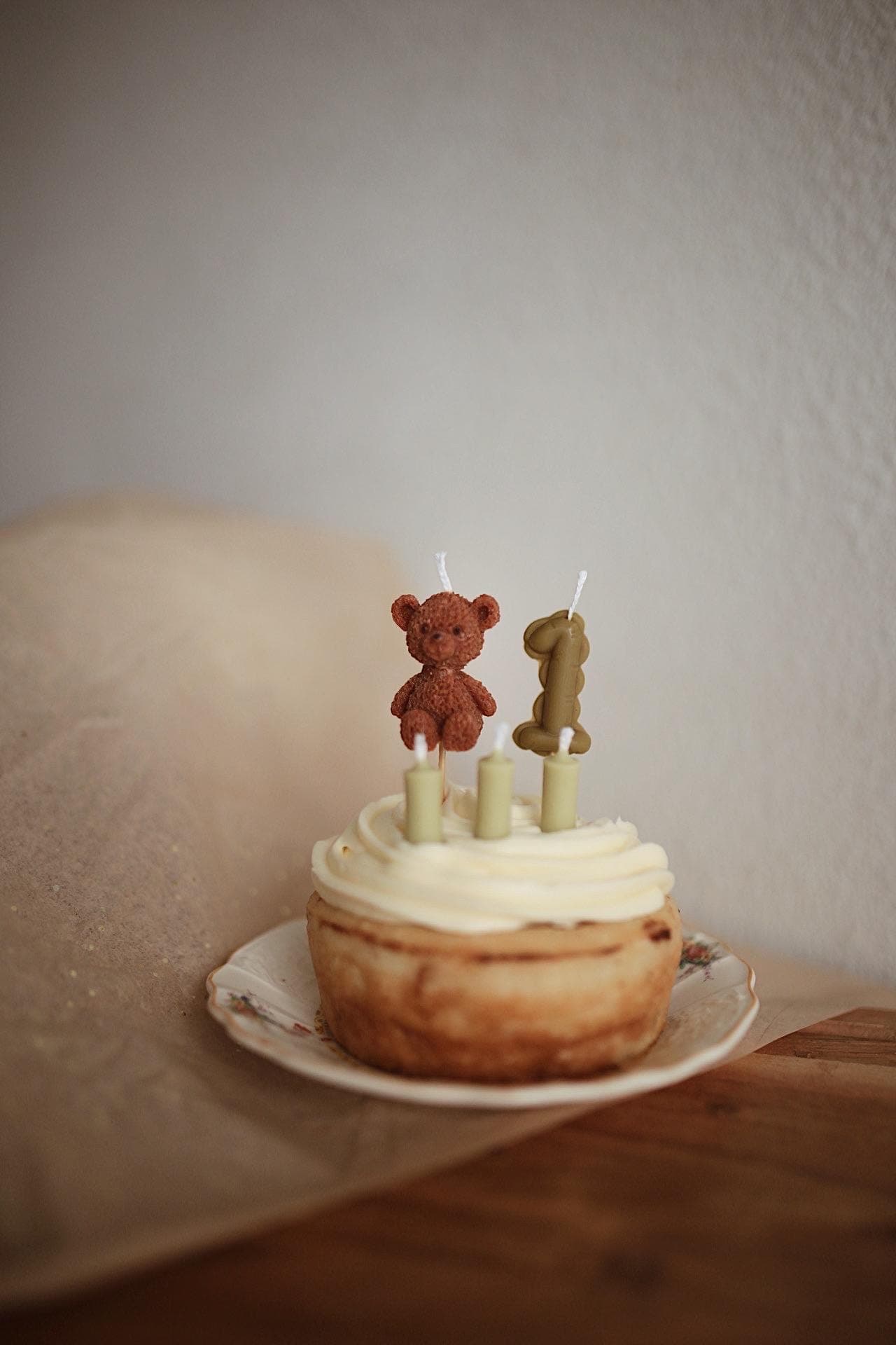 Natural Beeswax Teddy Bear Cake Candle Set