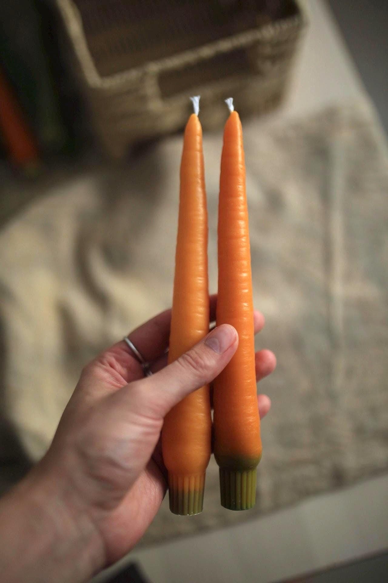 Carrot beeswax candle