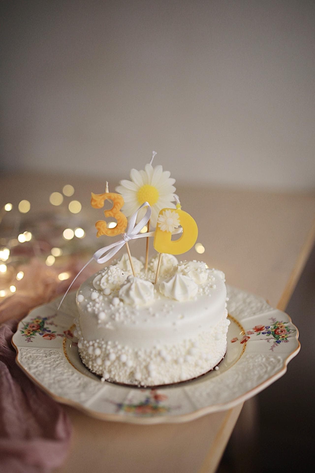 Daisy cake candle set