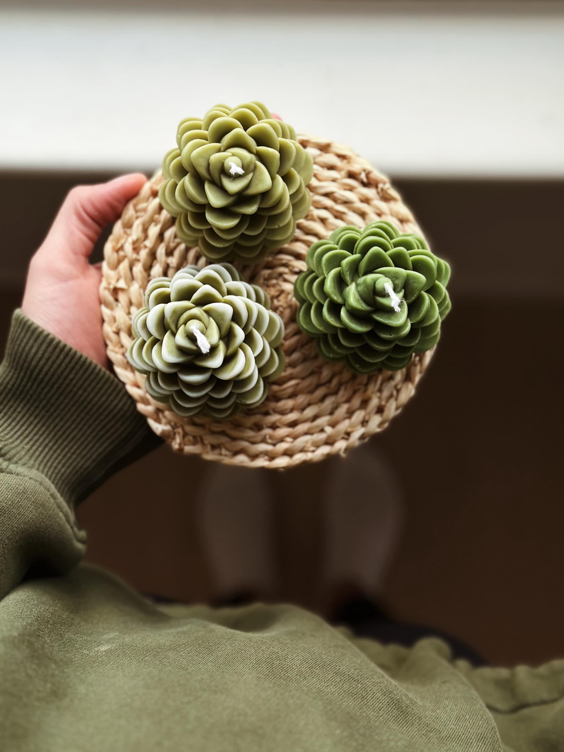 Pine Cone Candle Handmade Beeswax 2