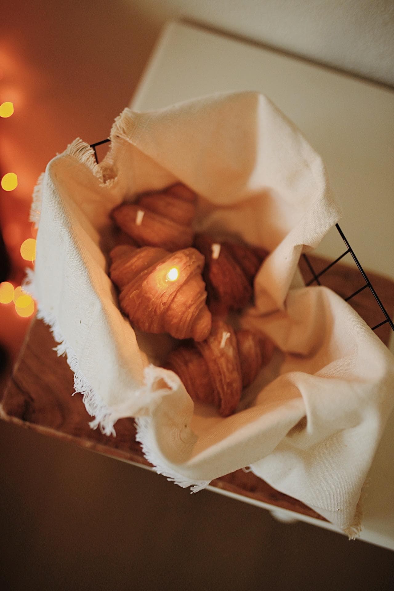 Croissant candle 4