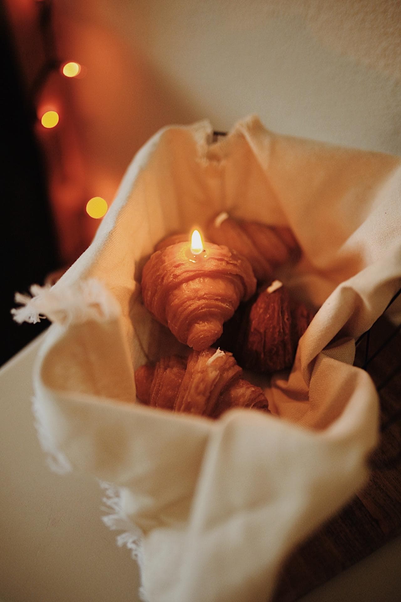 Croissant candle 2