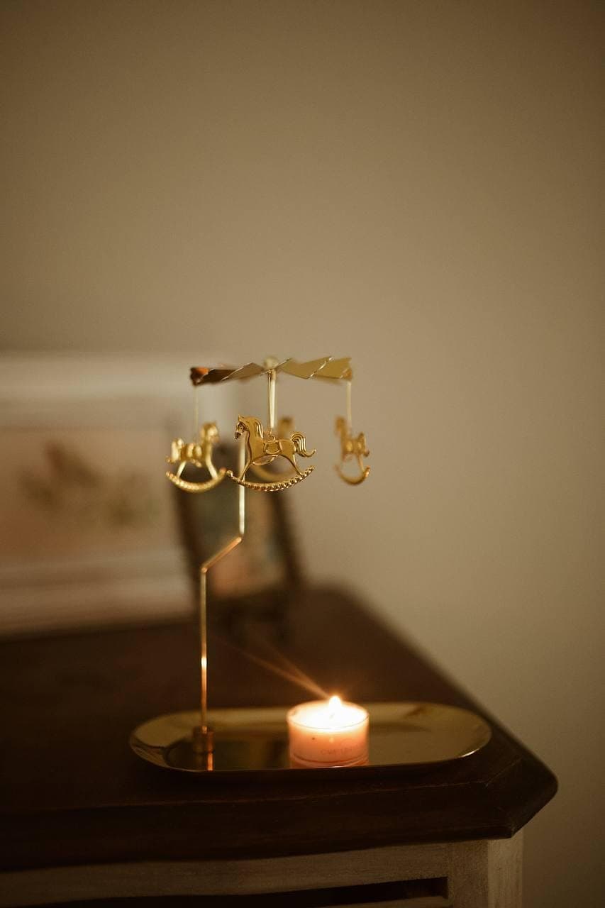 Candle holders carousel candlestick 3